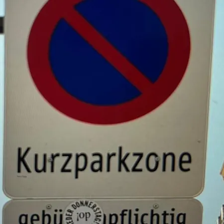 Schoene, Helle In Stadtnaehe
