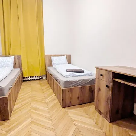 Spacious - 15 Min From Airport & Center, 5 Min From Main-bus Station Ez9 Ubytování v soukromí Vídeň