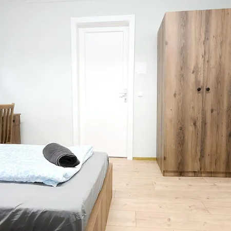Ubytování v soukromí Spacious - 15 Min From Airport & Center, 5 Min From Main-bus Station Ez9 Vídeň