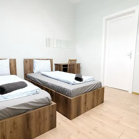 Spacious - 15 Min From Airport & Center, 5 Min From Main-bus Station Ez9 Ubytování v soukromí Vídeň