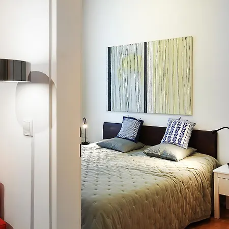Charmante Neu Renovierte In Der Naehe Des Stadtzentrums Apartment Vienna