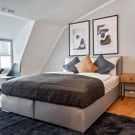 Modern Living I 2 Min To U3 Metro Line I Fast Wifi * Vienna