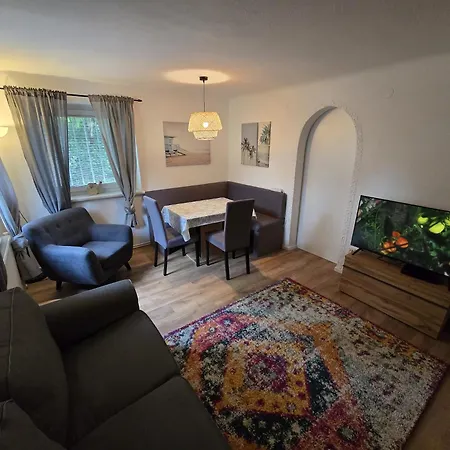 Haus Mit Garten, U Bahn Naehe, Gratis Parkplaetze Prázdninový dům *