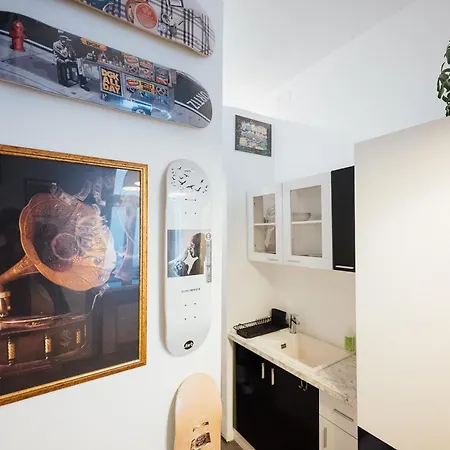 Apartment Warehouse No5 *