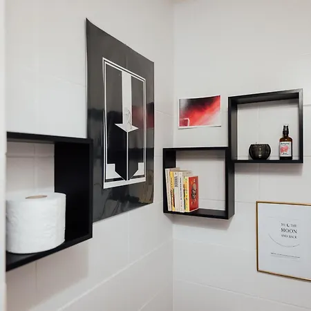 Apartment Warehouse No5 *