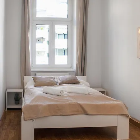 Comfy 2br Near Downtown For Longstays * Vienna