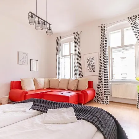 Sweet 3br Shared Near Wiener Stadthalle & Апартаменты