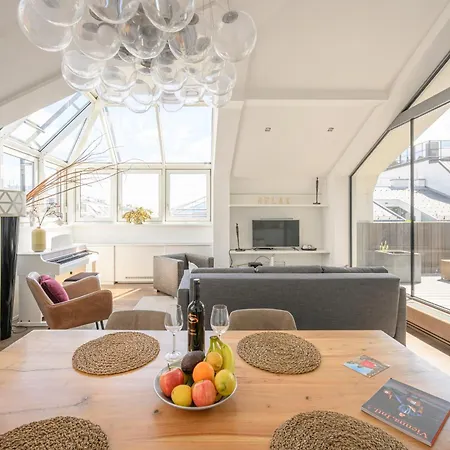 Executive Schottenring Apartment