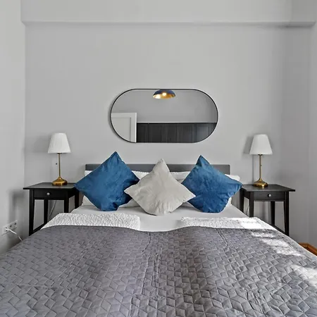 Apartment French Balcony - 45m² - Szeneviertel