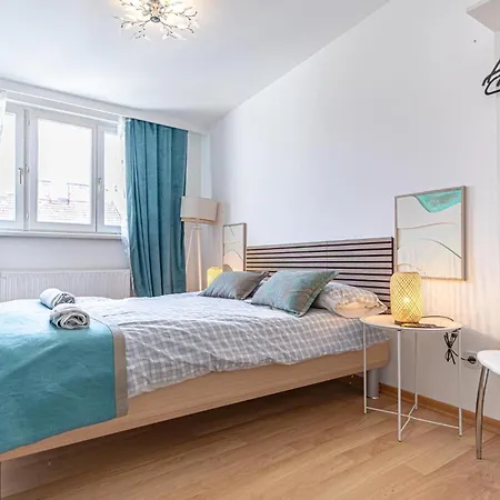 Apartment Chic & Comfy 3br In The Heart Of