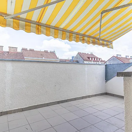 Spacious 3br Shared Apt, Very In