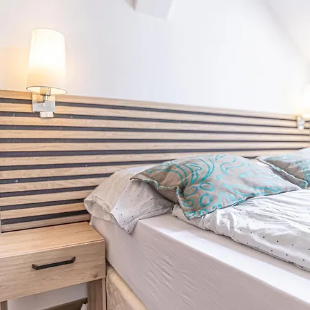 아파트 Spacious 3br Shared Apt, Very In *