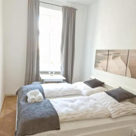 Rrpp * Vienna