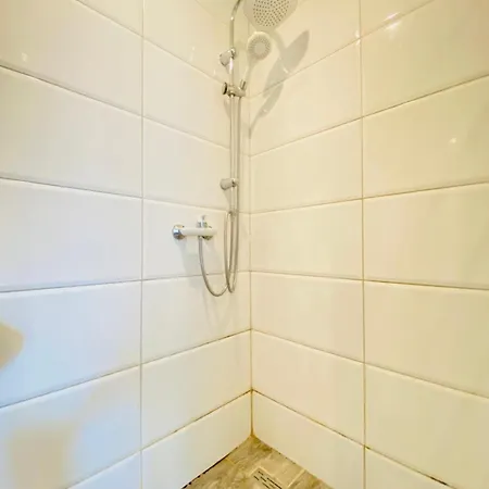 Chic 1br Perfect For 3 Guests In Vídeň