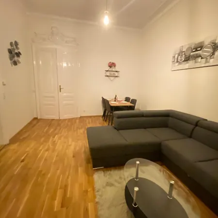 Stilvolles Wohnen Taborstrasse *