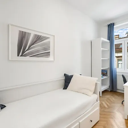 Bright And Quiet Apartments, Just 10 Minutes To U4, U6 And Schoenbrunn Palace Appartement
