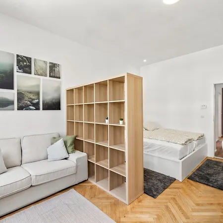 Bright And Quiet Apartments, Just 10 Minutes To U4, U6 And Schoenbrunn Palace * Wenen