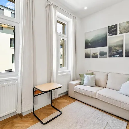 Bright And Quiet Apartments, Just 10 Minutes To U4, U6 And Schoenbrunn Palace *