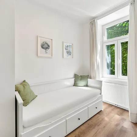 Appartement Bright And Quiet Apartments, Just 10 Minutes To U4, U6 And Schoenbrunn Palace