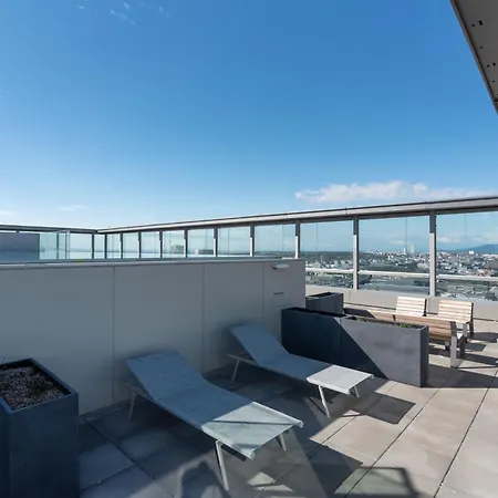 Hoch Hinaus - Pool Am Dach, Rundum Balkon Mit Traumaussicht *