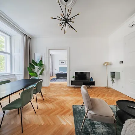 Franz By Home1 Апартаменты Вена