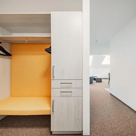 Home1 - Josefstadt شقة فندقية *
