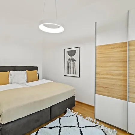 Apartamento 7 Min To Shopping Street I 5 Min To Train Station *