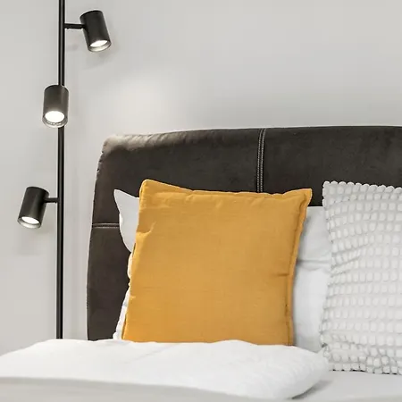 7 Min To Shopping Street I 5 Min To Train Station Apartamento Viena