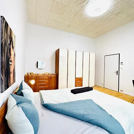 Comfy 2br Apt, For 5p, Easy Access To Stadthalle Apartmán