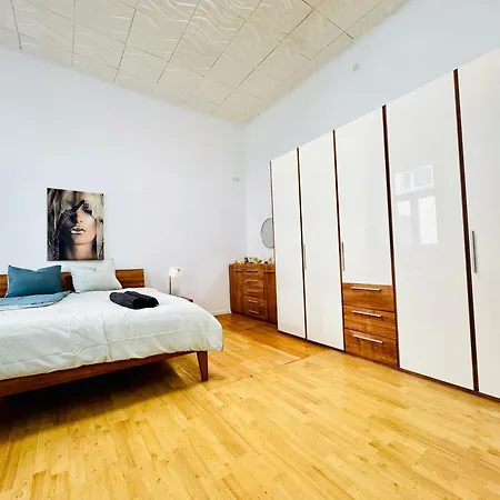 Apartmán Comfy 2br Apt, For 5p, Easy Access To Stadthalle