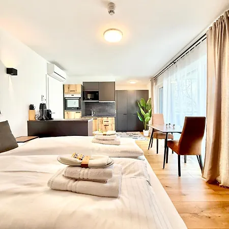 Apartment Moebliertes Mit Balkon Vienna