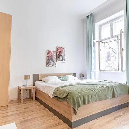 Cozy 1br Wi-fi & Close To Hauptbahnhof Apartment