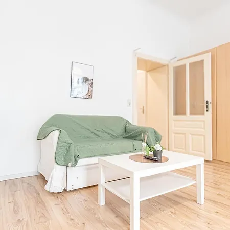 Cozy 1br Wi-fi & Close To Hauptbahnhof * Vienna