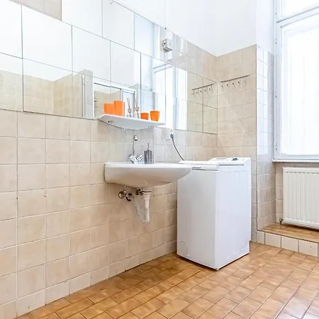 Spacious 2br Ideal For Long Apartmán Vídeň