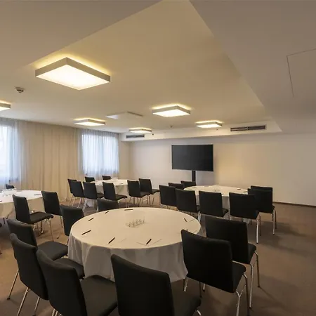 Hotel Doubletree By Hilton Schonbrunn