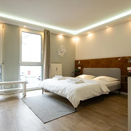 Comfort With Queen-size Bed, Self Check-in