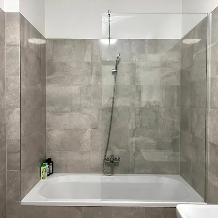 In Staatsoper Nahe Prime Location Apartment *