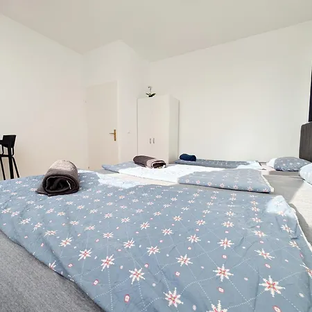 Homestay Lovely In Maerzstrasse Area Mz49 *