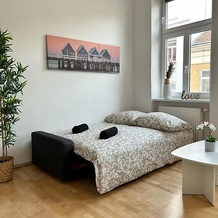 Stylish Long-term With Free Parking Apartment Vienna
