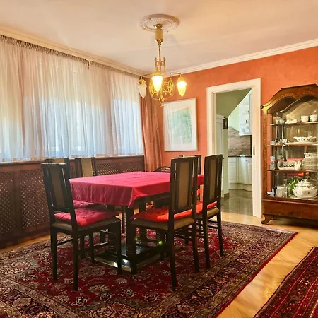 Apartment 110 M2 Cathedral View Penthouse *