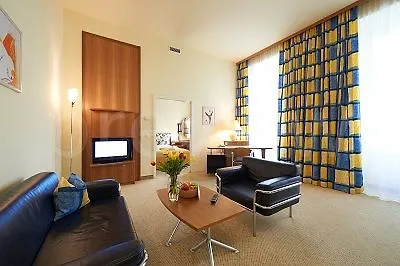 Starlight Renngasse Aparthotel 4*