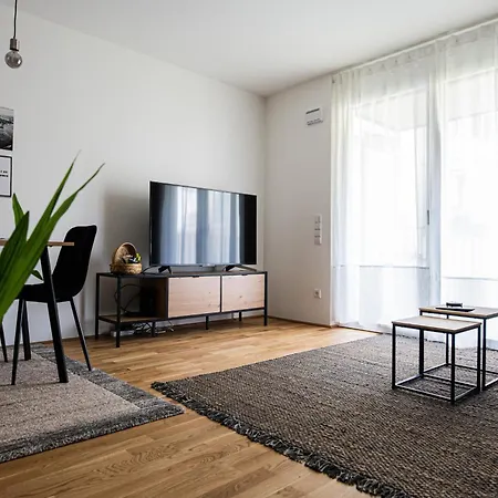 Apartment Urban Nest