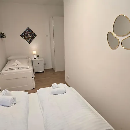 Deluxe Zum Wohlfuehlen Apartment Vienna