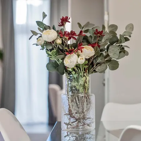 Modern Bright I Close To S-bahn I 5 Min To Shopping Mall Apartment Vienna