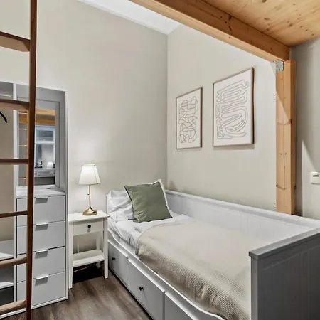 Modern Bright I Close To S-bahn I 5 Min To Shopping Mall Apartment Vienna