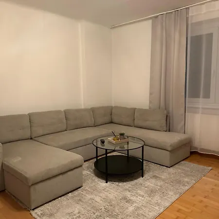 Cozy 2-bedroom Retreat Near Subway And Center Apartamento *