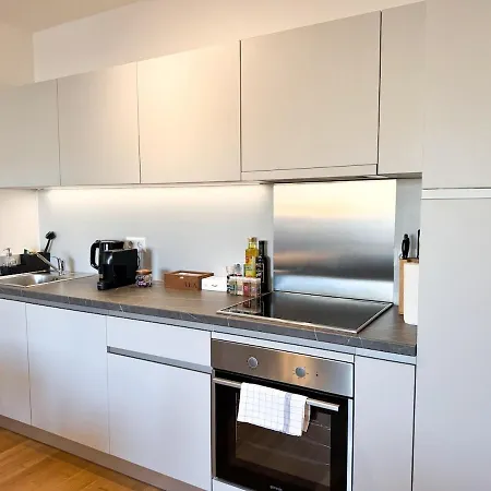 Cozy & Modern 2 Bedroom In Peaceful Area Apartment Vienna