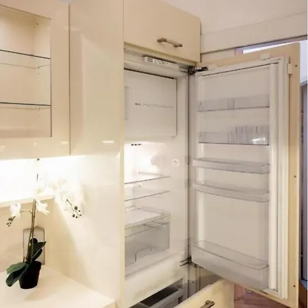 Apartment Premium Classical With Free Parking