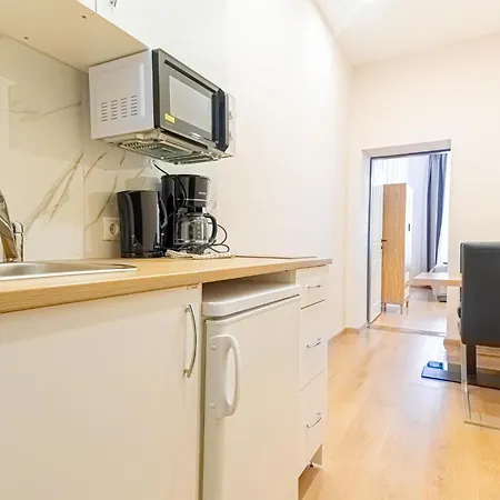Tranquil 1br Near The Heart Of Apartment