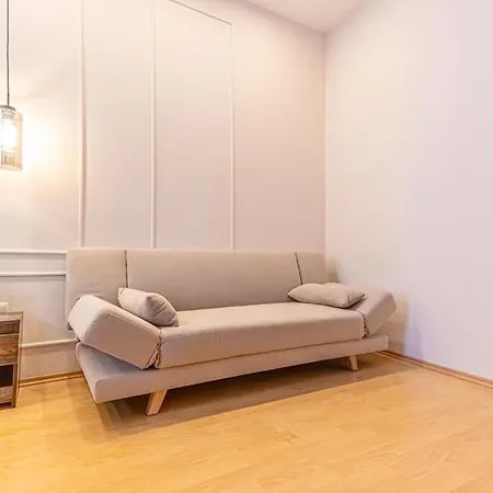 Comfortable 1br In The Heart Of Apartment *